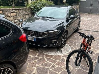Usata Fiat Tipo Lounge 120 CV (88 kW) 2017 Nero Berlina
