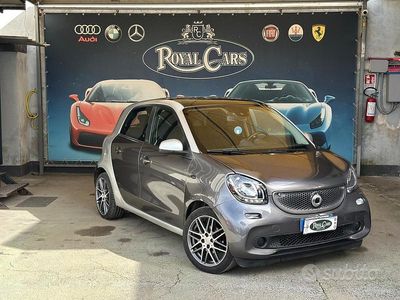 Usata Smart ForFour Passion 71 CV (52 kW) 2016 Grigio Utilitaria