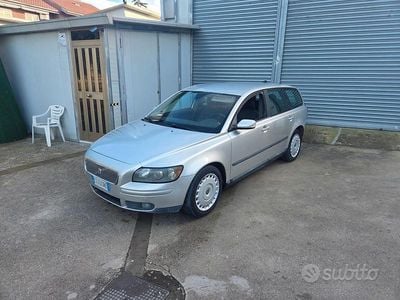 Usata Volvo V50 Summum 135 CV (99 kW) 2006 Grigio Station wagon