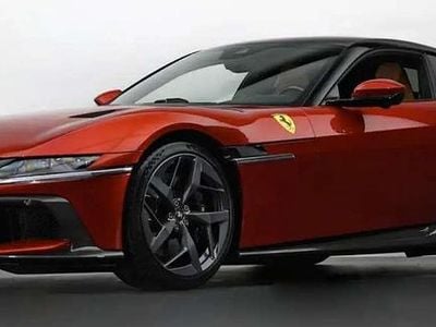 Rosso Nuova 2025 Ferrari 12 Cilindri Coupé | 440.000 €