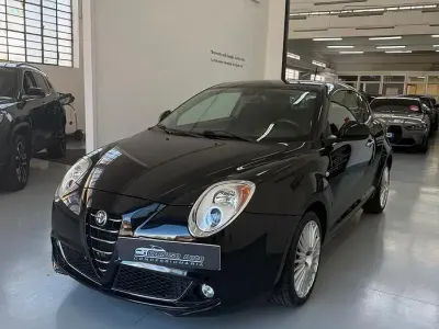 Usata Alfa Romeo MiTo Distinctive 105 CV (77 kW) 2010 Nero Utilitaria