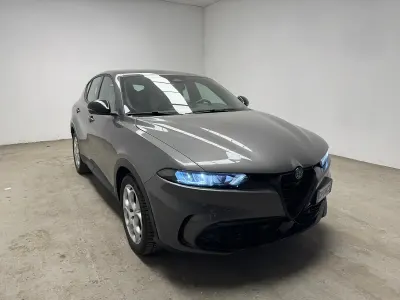 Usata Alfa Romeo Tonale Sprint 131 CV (96 kW) 2023 Grigio maestro SUV