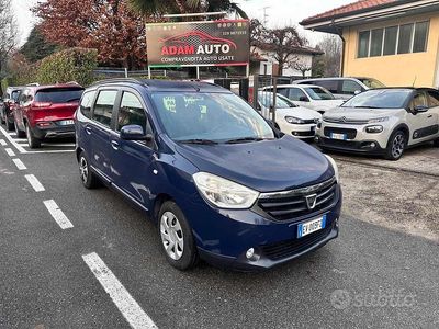 Usata Dacia Lodgy Lauréate 90 CV (66 kW) 2014 Blu Monovolume