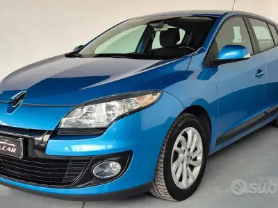 Usata Renault Mégane GT GT 110 CV (80 kW) 2013 Bluazzurro Coupé