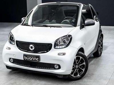Begagnad Smart ForTwo Cabrio Passion 71 HK (52 kW) 2019 Vit Cab