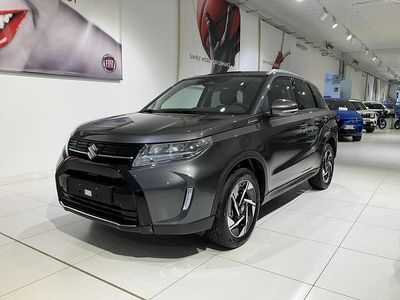 Nuova Suzuki Vitara 110 CV (80 kW) 2026 Grigio SUV