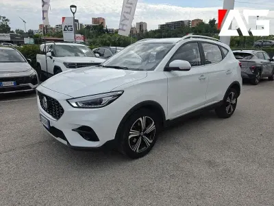 Usata MG ZS Comfort 106 CV (77 kW) 2023 Bianco SUV