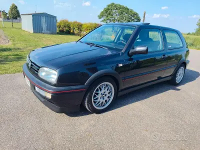 Usado VW Golf III GTI 116 CV (85 kW) 1992 Negro Utilitario