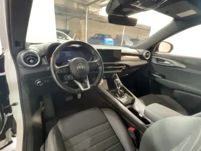Usata Alfa Romeo Tonale Sprint 131 CV (96 kW) 2023 Bianco alfa SUV