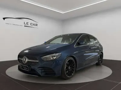 Usata Mercedes B200 Premium 150 CV (110 kW) 2019 Blu/azzurro Utilitaria