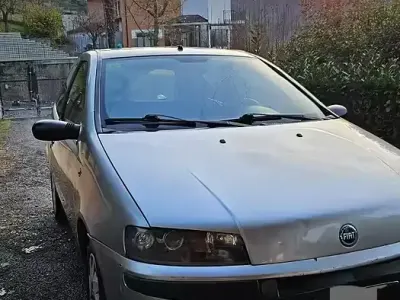 Usata Fiat Punto 80 CV (58 kW) 2001 Grigio Utilitaria