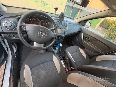 Usata Dacia Sandero Stepway 2014 Bianco Berlina