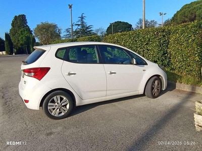Usata Hyundai ix20 Comfort 90 CV (66 kW) 2012 Bianco Utilitaria