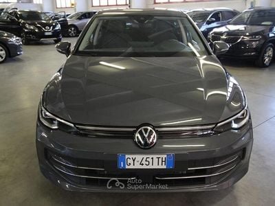 Usata VW Golf VIII Style 150 CV (110 kW) 2025 Grigio scuro Berlina