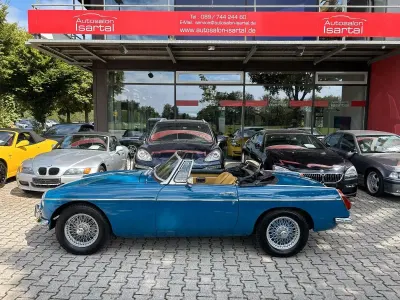 Usata MG B 96 CV (70 kW) 1973 Blu Cabrio