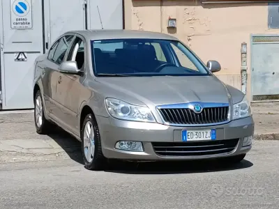 Usata Skoda Octavia 105 CV (77 kW) 2010 Grigio Berlina