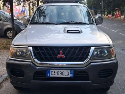 Usata Mitsubishi Pajero Sport 116 CV (85 kW) 2002 Argento SUV