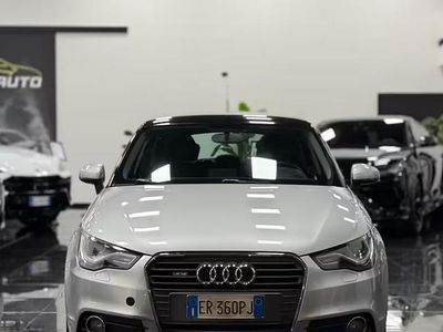 Usata Audi A1 Sportback Ambition 90 CV (66 kW) 2013 Argento Utilitaria