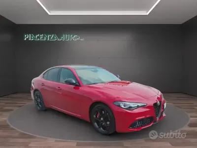 Usata Alfa Romeo Giulia Veloce 211 CV (155 kW) 2024 Rosso Berlina