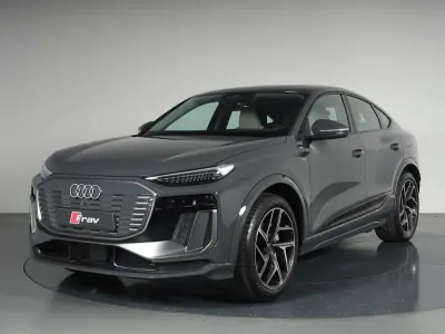 Nuova Audi Q6 Sportback e-tron S-Line 284 kW (387 CV) 2026 Grigio magnete SUV