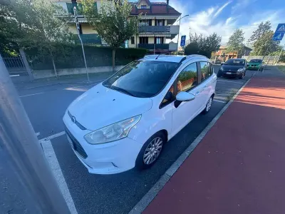 Usata Ford B-MAX 75 CV (55 kW) 2016 Bianco Monovolume