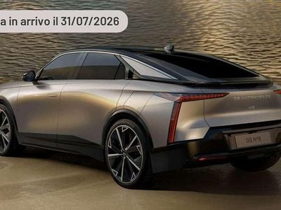 Nuova DS Automobiles N°8 103 kW (141 CV) 2025 Argento SUV