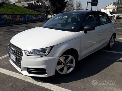 Usata Audi A1 Sportback 116 CV (85 kW) 2015 Bianco Utilitaria