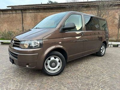 VW Caravelle