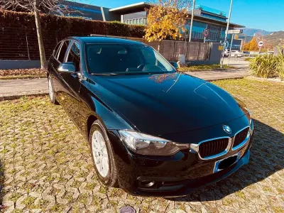 Usata BMW 320 Advantage 190 CV (139 kW) 2016 Nero Station wagon