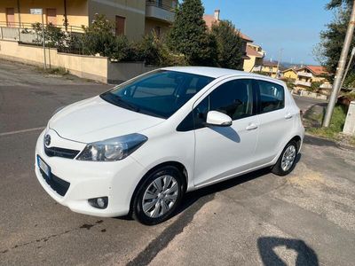 usata Toyota Yaris 1.0 5 porte Lounge