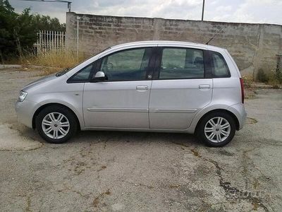 Usata Fiat Idea 77 CV (56 kW) 2006 Grigio Monovolume