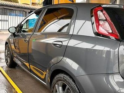 Usata Fiat Punto 69 CV (50 kW) 2012 Grigio Utilitaria