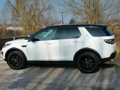Usata Land Rover Discovery Sport HSE Luxury 179 CV (131 kW) 2016 Bianco SUV
