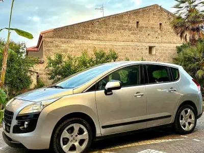 Usata Peugeot 3008 109 CV (80 kW) 2010 Grigio Station wagon
