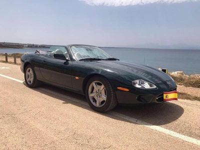 Usata Jaguar XK8 284 CV (208 kW) 1996 Verde Cabrio