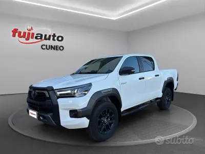 Nuova Toyota HiLux 204 CV (150 kW) 2026 Bianco Pick-up