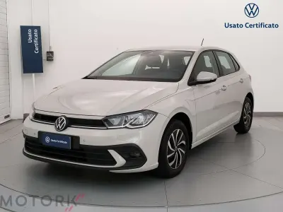 Usata VW Polo Life 80 CV (58 kW) 2023 Grigio Utilitaria