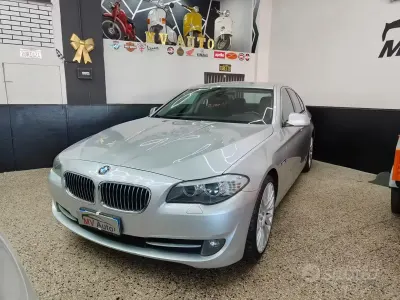 Usata BMW 520 M Sport 184 CV (135 kW) 2011 Grigio Berlina