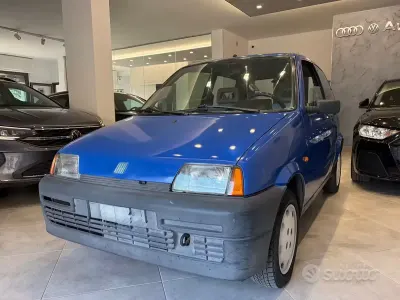 Usata Fiat 500 Young 39 CV (28 kW) 1998 Blu Utilitaria