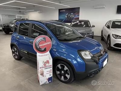 Usado Fiat Panda Cross 70 CV (51 kW) 2025 Azul Utilitario