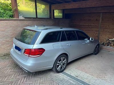 Usata Mercedes E220 170 CV (125 kW) 2015 Argento Station wagon