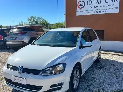 Usata VW Golf VII Comfortline 110 CV (80 kW) 2014 Beige Berlina