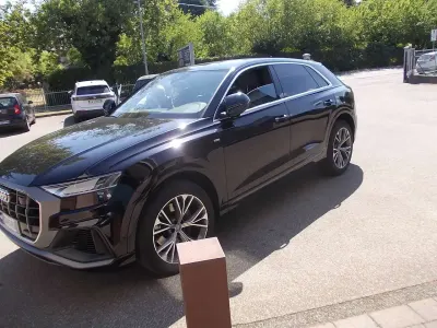 Usata Audi Q8 231 CV (169 kW) 2020 Nero SUV
