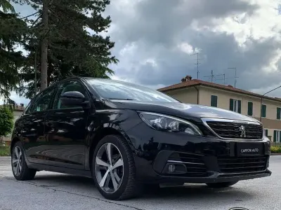 Usata Peugeot 308 102 CV (75 kW) 2018 Nero Berlina