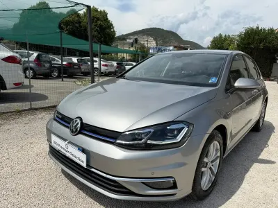 Usata VW Golf VIII Highline 131 CV (96 kW) 2020 Grigio Berlina