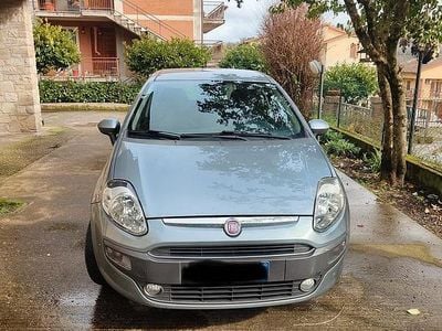 Usata Fiat Grande Punto Dynamic 324 CV (238 kW) 2010 Grigio Utilitaria