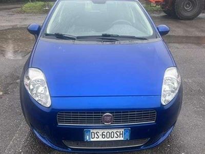 Usata Fiat Grande Punto Active 75 CV (55 kW) 2008 Blu/azzurro Utilitaria