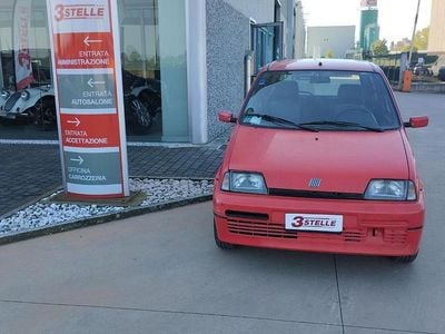 Usata Fiat Cinquecento 54 CV (39 kW) 1996 Rosso Utilitaria