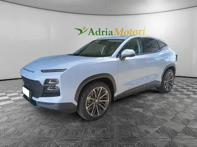 Usata Sportequipe S6 GT 186 CV (136 kW) 2025 Azzurro SUV