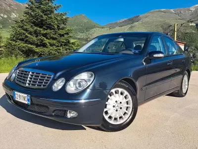 Occasion Mercedes E270 Elegance 177 ch (130 kW) 2006 Bleue Berline